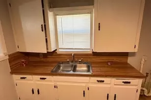 1301 Sewell St, Abilene, TX 79605 - Photo 6