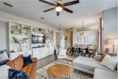 4310 Elgin Court, Grand Prairie, TX 75052 - Photo 4