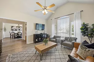 729 Herman Dr, Hurst, TX 76054 - Photo 6