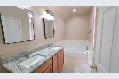 5400 Village Green Drive, Mesquite, TX 75150 - Photo 10