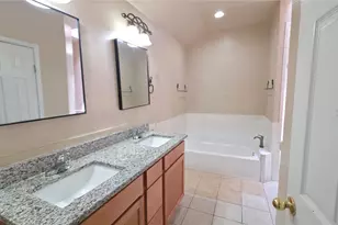 5400 Village Green Dr, Mesquite, TX 75150 - Photo 10