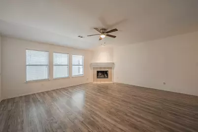 536 Goldstone Lane, Fort Worth, TX 76131 - Photo 6
