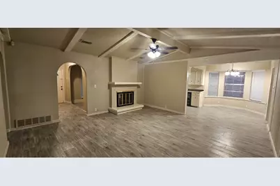 1824 Holly Oak Street, Arlington, TX 76012 - Photo 18