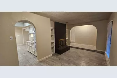 1824 Holly Oak Street, Arlington, TX 76012 - Photo 8