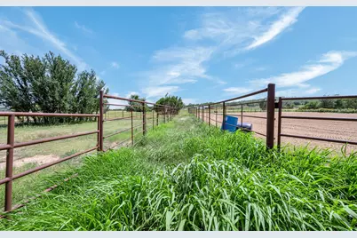 335 Remuda Trail, Stephenville, TX 76401 - Photo 34