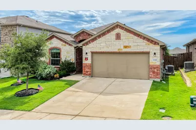 2328 Briscoe Ranch Drive, Weatherford, TX 76087 - Photo 4