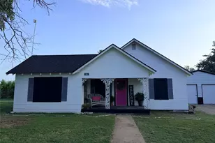 110 W Brown St, Lipan, TX 76462 - Photo 1