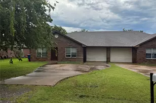 621 Franklin Ave, Pottsboro, TX 75076 - Photo 2
