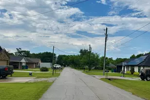 621 Franklin Ave, Pottsboro, TX 75076 - Photo 4