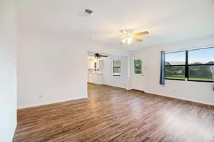 350 Town E Dr, Reno, TX 75462 - Photo 6