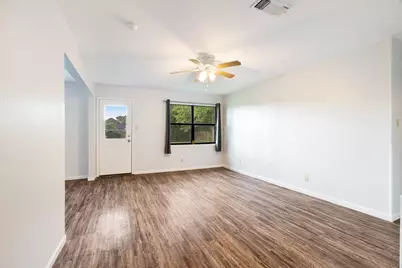 350 Town East Drive, Reno, TX 75462 - Photo 4