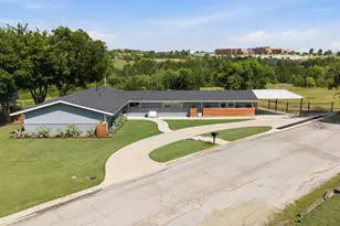 1613 S Cliff St, Decatur, TX 76234 - Photo 38
