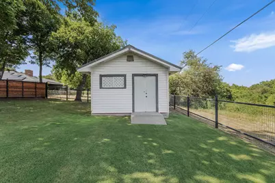1613 S Cliff Street, Decatur, TX 76234 - Photo 32