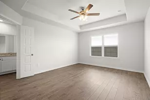 9225 Union Pacific Dr, Fort Worth, TX 76036 - Photo 8