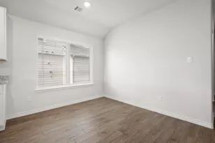 9225 Union Pacific Dr, Fort Worth, TX 76036 - Photo 4