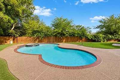 2505 Classic Court W, Bedford, TX 76021 - Photo 32
