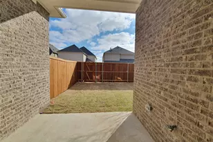 8266 Primrose Wy, Dallas, TX 75252 - Photo 28