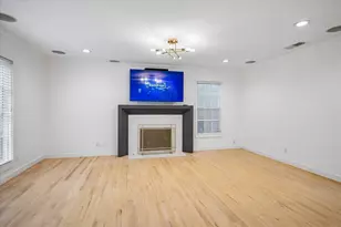 6312 Malcolm Dr, Dallas, TX 75214 - Photo 2
