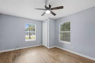 615 W Coffin St, Denison, TX 75020 - Photo 18