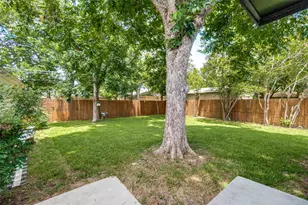10229 San Juan Ave, Dallas, TX 75228 - Photo 22