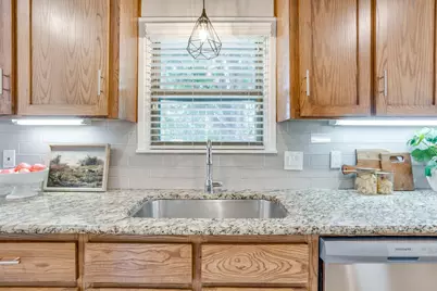 4625 Selkirk Drive, Fort Worth, TX 76109 - Photo 12