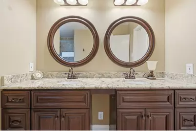 1554 Waterford Drive, Lewisville, TX 75077 - Photo 20