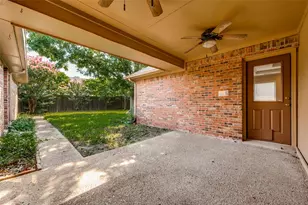 2505 Copper Creek Ln, Carrollton, TX 75006 - Photo 24