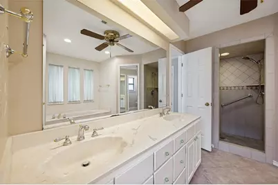 2505 Copper Creek Lane, Carrollton, TX 75006 - Photo 22