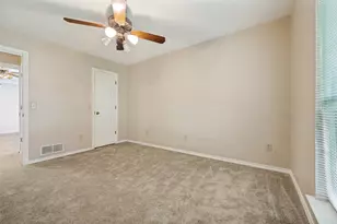 2505 Copper Creek Ln, Carrollton, TX 75006 - Photo 20