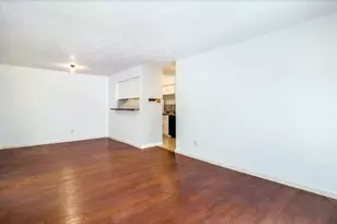8110 Skillman St, Dallas, TX 75231 - Photo 6