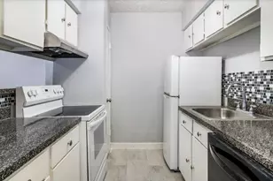 8110 Skillman St, Dallas, TX 75231 - Photo 8
