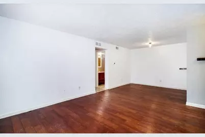 8110 Skillman Street #1020, Dallas, TX 75231 - Photo 4