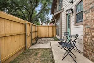 7522 Holly Hill Dr, Dallas, TX 75231 - Photo 26