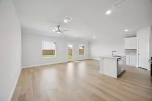 1525 Mahogany Ave, Alvarado, TX 76009 - Photo 10