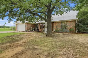 7277 W Line Rd, Collinsville, TX 76233 - Photo 1