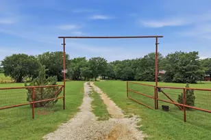7277 W Line Rd, Collinsville, TX 76233 - Photo 10