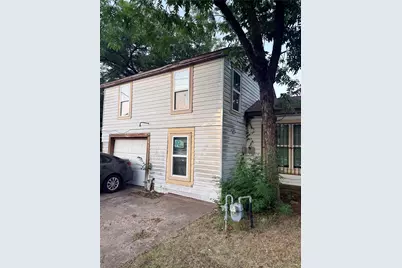 4027 Penrod Avenue, Cockrell Hill, TX 75211 - Photo 2