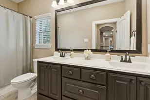 320 Tate Cir, Sherman, TX 75090 - Photo 14