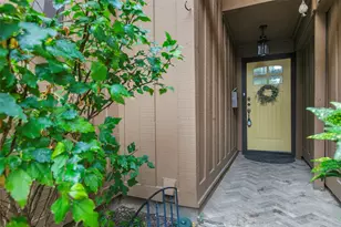 3195 Golden Oak Ct, Farmers Branch, TX 75234 - Photo 2