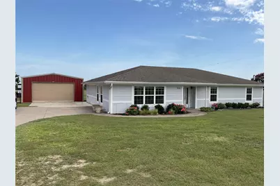 3565 W Moonlight Drive, Robinson, TX 76706 - Photo 2