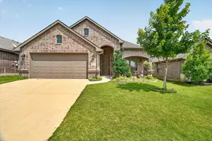 2541 Hadley St, Weatherford, TX 76087 - Photo 2