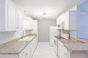 10590 High Hollows Dr, Dallas, TX 75230 - Photo 14