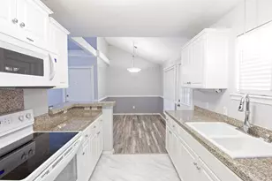 10590 High Hollows Dr, Dallas, TX 75230 - Photo 16