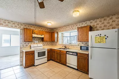 6413 Landview Drive, Fort Worth, TX 76133 - Photo 14