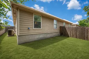 1112 Mulkey Ln, Denton, TX 76209 - Photo 12