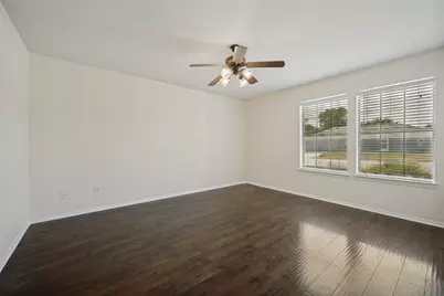 1112 Mulkey Lane, Denton, TX 76209 - Photo 4