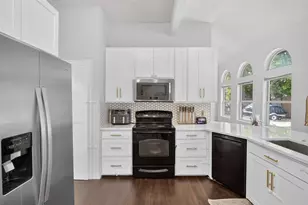3651 Stresa Ln, Grand Prairie, TX 75052 - Photo 14