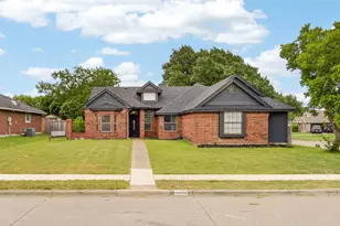 3651 Stresa Ln, Grand Prairie, TX 75052 - Photo 1