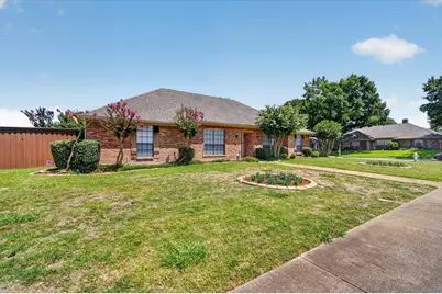 3100 Treehouse Lane, Plano, TX 75075 - Photo 2