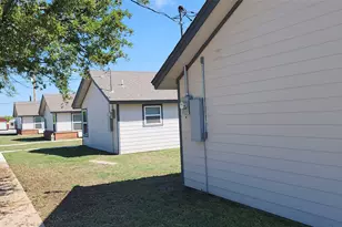1600 W Commerce, Eastland, TX 76448 - Photo 2